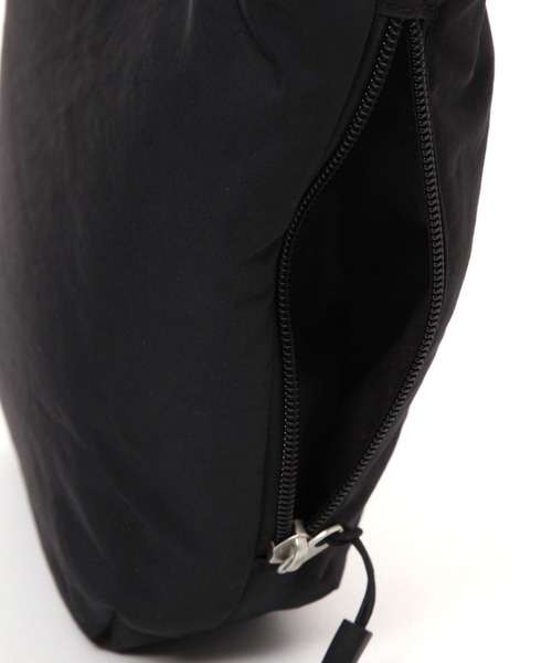 studio CLIP（スタディオクリップ）の「ナイロンワンマイルショルダー（ショルダーバッグ・レディース・ブラック/ベージュ/アイボリー/ブルー・FREE）」の10枚目の写真