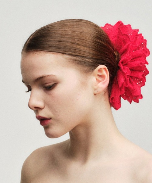 GOOD SQUISH（グッドスクイッシュ）の「【GOOD SQUISH】BLUMBERG コットンレースシュシュ ギフト プレゼント（シュシュ・レディース・ホワイト/ブラック/レッド・FREE）」の12枚目の写真