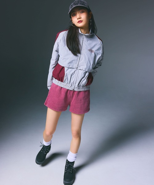 X-girl（エックスガール）の「SWEAT SHORT PANTS（スウェットパンツ・レディース・ブラック/ブラウン/バーガンディー・S/M）」の4枚目の写真