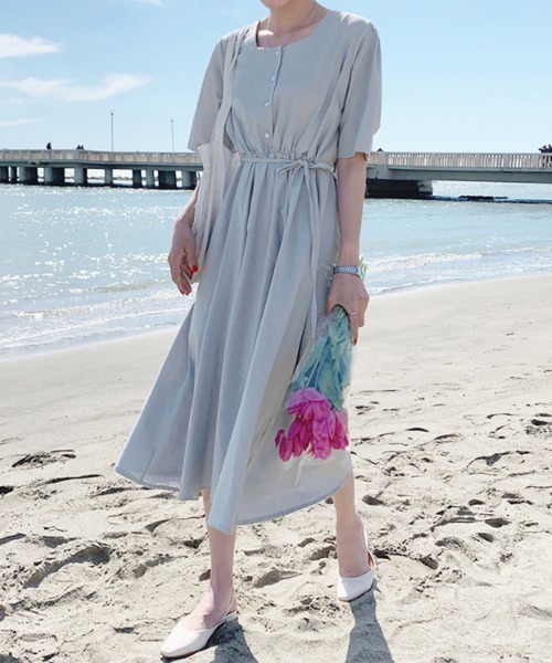 Jayro(ジャイロ)の「ウエストリボンスクエアネックワンピース(ワンピース・レディース・ライトグリーン/サックスブルー/ネイビー/ベージュ・FREE)」の4枚目の写真