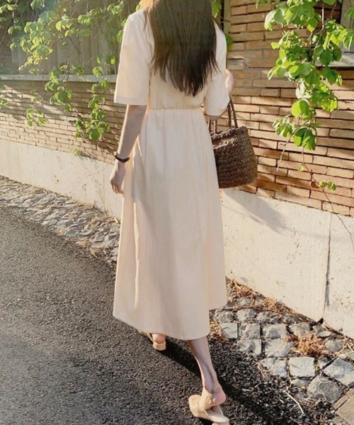 Jayro(ジャイロ)の「ウエストリボンスクエアネックワンピース(ワンピース・レディース・ライトグリーン/サックスブルー/ネイビー/ベージュ・FREE)」の13枚目の写真