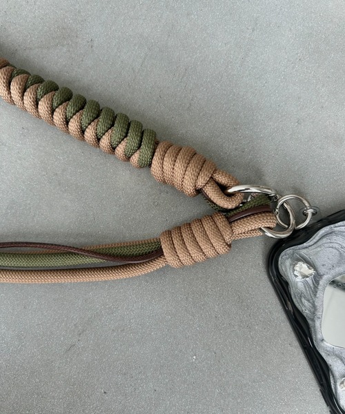 VACANCY（ヴァカンシー）の「MIXロープスマホストラップ/ショルダーストラップ（スマホグッズ・レディース・ベージュ/ブルー・FREE）」の14枚目の写真