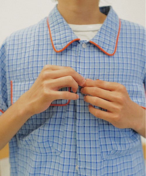common gull products.(コモンガルプロダクツ)の「おやすみと行ってきますのシャツ、夏(シャツ/ブラウス・レディース・ライトブルー/レッド・MEDIUM/LARGE)」の6枚目の写真
