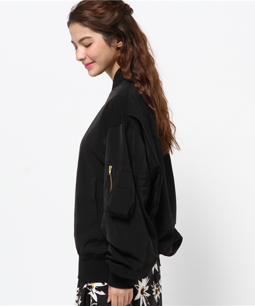 Omekashi（オメカシ）の「【Omekashi】HLリバーシブルブルゾン（ブルゾン・レディース・ブラック/ブルー・ﾌﾘ-）」の4枚目の写真