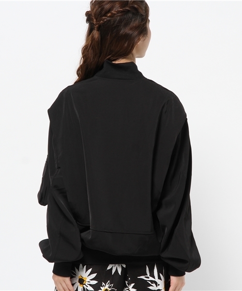 Omekashi（オメカシ）の「【Omekashi】HLリバーシブルブルゾン（ブルゾン・レディース・ブラック/ブルー・ﾌﾘ-）」の5枚目の写真