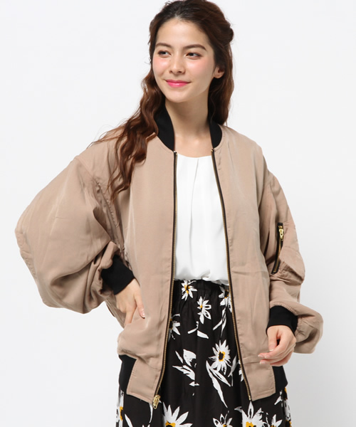 Omekashi（オメカシ）の「【Omekashi】HLリバーシブルブルゾン（ブルゾン・レディース・ブラック/ブルー・ﾌﾘ-）」の12枚目の写真