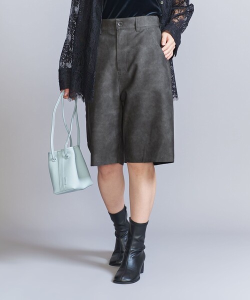 BEAUTY&YOUTH UNITED ARROWS(ビューティーアンドユースユナイテッドアローズ)の「レザーライク ハーフパンツ(その他パンツ・レディース・ブラック/ダークグレー・S/M)」の10枚目の写真