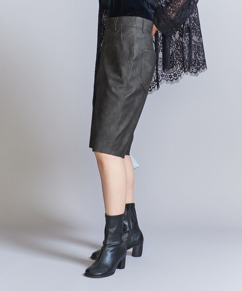 BEAUTY&YOUTH UNITED ARROWS(ビューティーアンドユースユナイテッドアローズ)の「レザーライク ハーフパンツ(その他パンツ・レディース・ブラック/ダークグレー・S/M)」の9枚目の写真