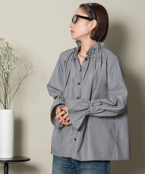 MHBG TOKYO(エムエイチビージートーキョー)の「スタンドフリルリボンシャツ(シャツ/ブラウス・レディース・ホワイト/ストライプ/グレー系その他/ブラック/ピンク・FREE)」の21枚目の写真