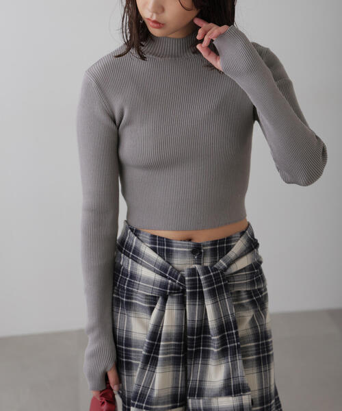 FREE'S MART(フリーズマート)の「◆〈洗える〉マシンウォッシャブルハイネックショート丈ニット(ニット/セーター・レディース・ブラック/グレー/ブルー/ホワイト・FREE)」の4枚目の写真