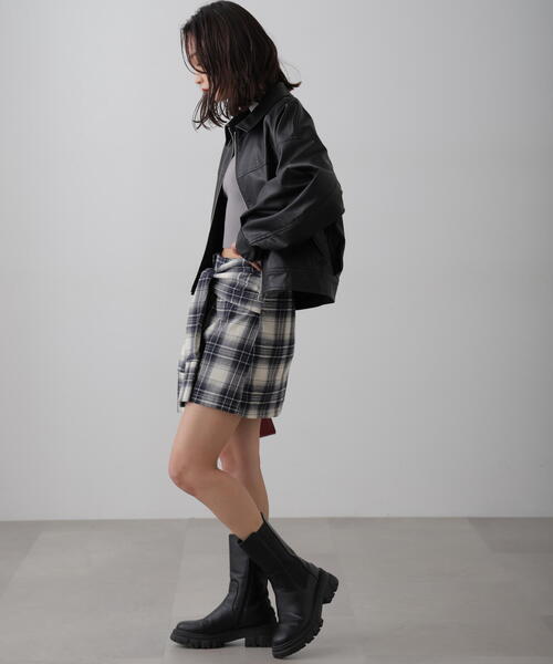 FREE'S MART(フリーズマート)の「◆〈洗える〉マシンウォッシャブルハイネックショート丈ニット(ニット/セーター・レディース・ブラック/グレー/ブルー/ホワイト・FREE)」の19枚目の写真