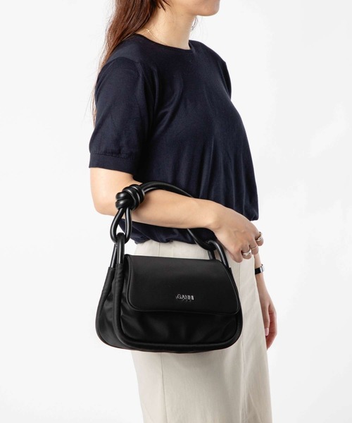 GANNI（ガニー）の「GANNI KNOT FLAP OVER ガニー ノット フラップ