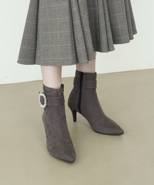 Launa lea(ラウナレア)の「7cmポインテッドトウビジューショートブーツ(0581)(ブーツ・レディース・ブラック/ネイビー/グレー系その他・LL/L/M/S)」の4枚目の写真