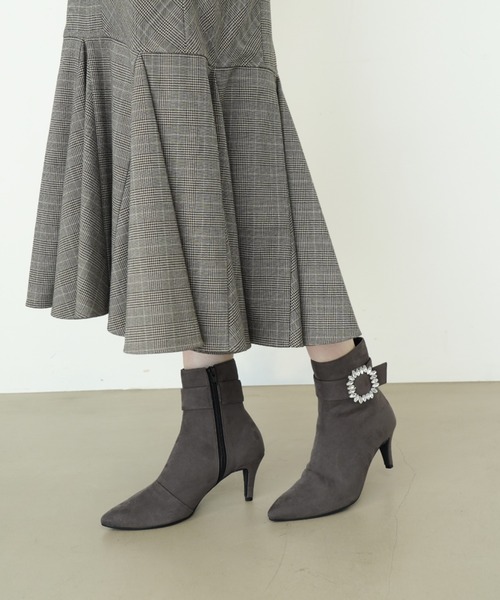 Launa lea(ラウナレア)の「7cmポインテッドトウビジューショートブーツ(0581)(ブーツ・レディース・ブラック/ネイビー/グレー系その他・LL/L/M/S)」の13枚目の写真