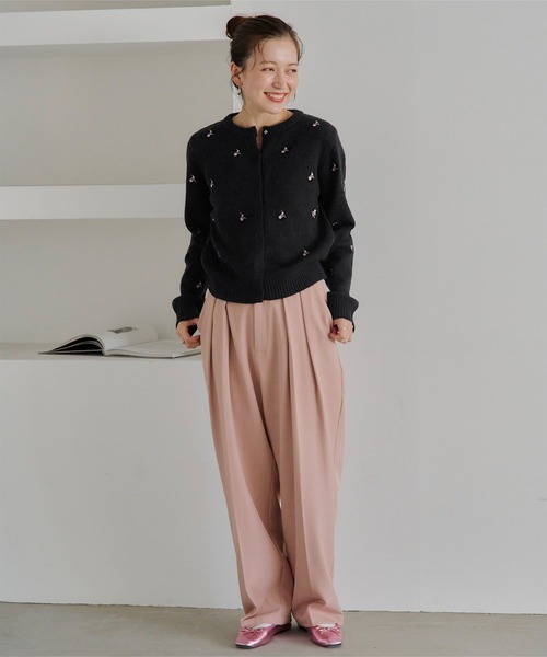 titivate（ティティベイト）の「アルパカタッチフラワー刺繍カーディガン（カーディガン/ボレロ・レディース・ネイビー/ブラック/チャコール/ブラウン・FREE）」の7枚目の写真