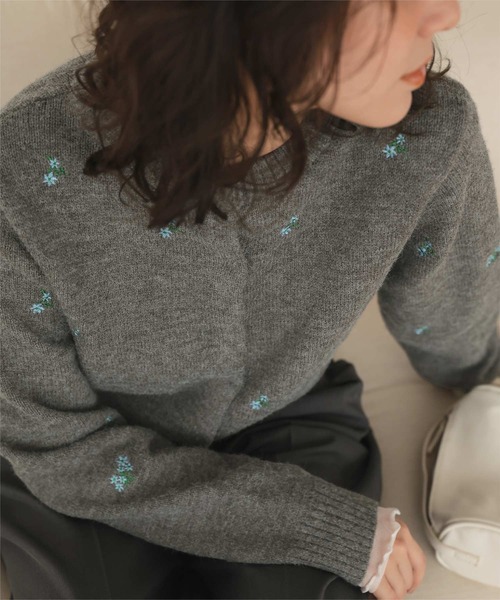 OneMall provides ZOZO products: アルパカタッチフラワー刺繍