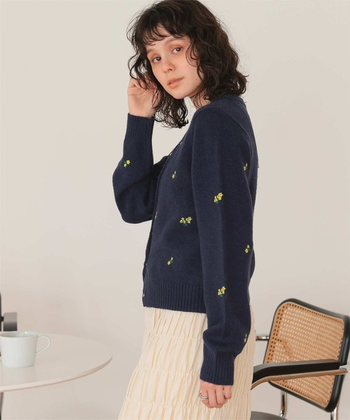 アルパカタッチフラワー刺繍カーディガン（カーディガン/ボレロ
