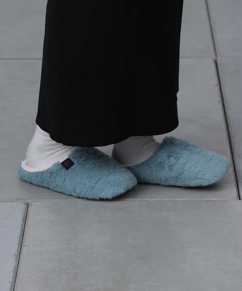 COLONY 2139(コロニートゥーワンスリーナイン)の「フェイクファールームシューズ(ルームシューズ/スリッパ・レディース・チャコールグレー/ライトグレー/ピンクベージュ/サックスブルー・FREE)」の3枚目の写真