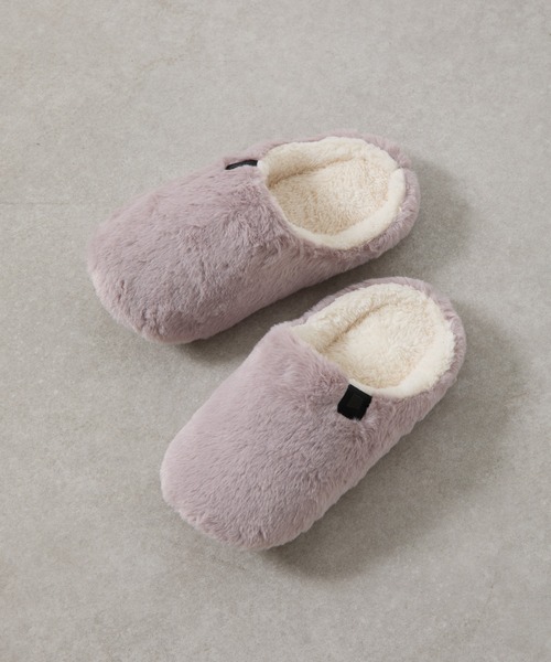 COLONY 2139(コロニートゥーワンスリーナイン)の「フェイクファールームシューズ(ルームシューズ/スリッパ・レディース・チャコールグレー/ライトグレー/ピンクベージュ/サックスブルー・FREE)」の16枚目の写真