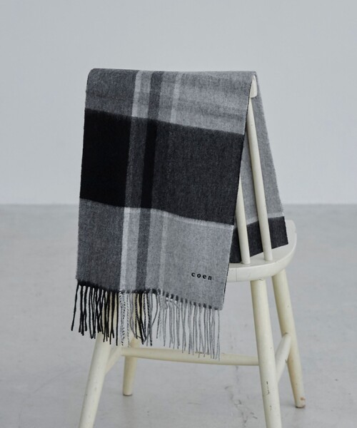 coen（コーエン）の「ワンポイント刺繍ウールチェックマフラー（マフラー・メンズ・グレー/ライトブルー/オレンジ・FREE）」の2枚目の写真