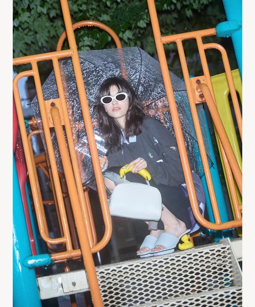 Maison MIHARA YASUHIRO(メゾンミハラヤスヒロ)の「Shirt Layered Crop Knit Sweater(ニット/セーター・レディース・ブラック/ホワイト・38/36)」の21枚目の写真