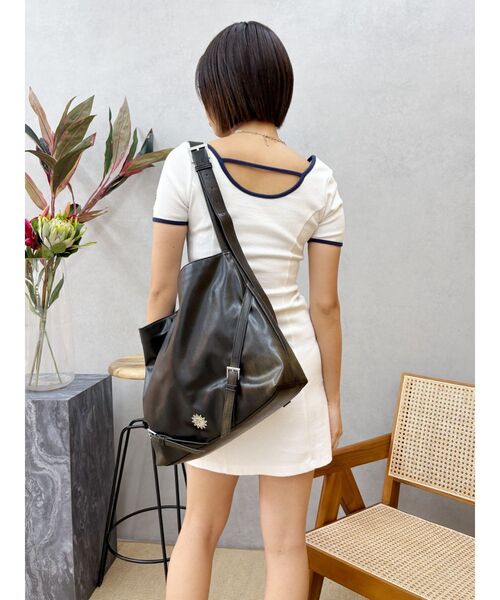 エヴリス EVRIS 【WEB限定】ロゴトートBAG （ブラック） -靴