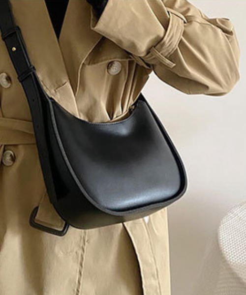 Teem Store(チームストア)の「ハーフムーン2WAYミニバッグ(ショルダーバッグ・レディース・ブラウン/ブラック・F)」の2枚目の写真