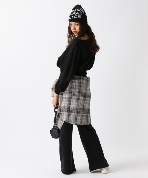 FOREVER 21（フォーエバー トゥエンティーワン）の「【2025SS】スプレー加工スウェットフレアパンツ（スウェットパンツ・レディース・グレー/ブラック・SMALL/MEDIUM）」の10枚目の写真