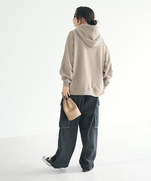 CRAFT STANDARD BOUTIQUE（クラフトスタンダードブティック）の「【ユニセックス】裏起毛パーカー（パーカー・レディース・ブラック/アイボリー/グレイッシュベージュ/ネイビー・M/L/XL）」の9枚目の写真