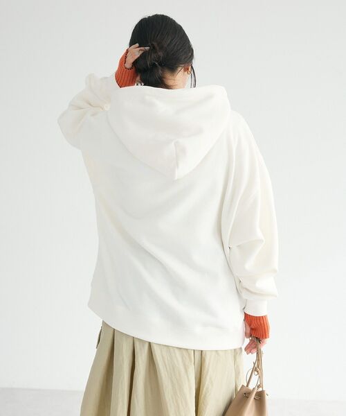 CRAFT STANDARD BOUTIQUE（クラフトスタンダードブティック）の「【ユニセックス】裏起毛パーカー（パーカー・レディース・ブラック/アイボリー/グレイッシュベージュ/ネイビー・M/L/XL）」の12枚目の写真