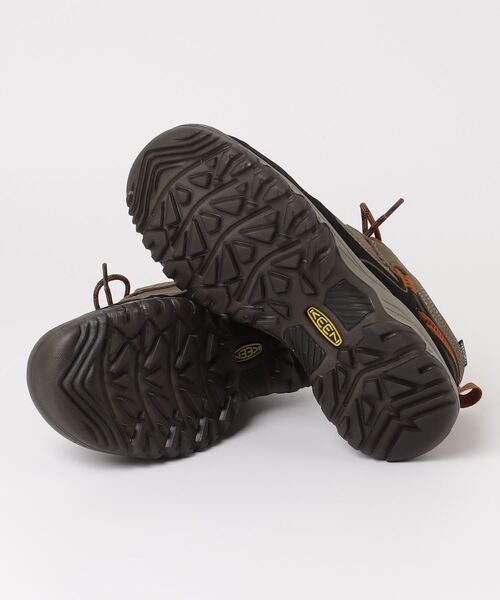 KEEN(キーン)の「TARGHEE IV WP / ターギー フォー ウォータープルーフ / メンズ 登山靴 防水(ブーツ・メンズ・ブラウン・26.5cm/27cm/27.5cm/28cm/26cm/25.5cm/25cm/28.5cm/29cm/30cm)」の3枚目の写真