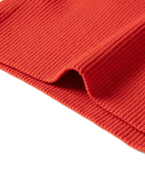 ADAM ET ROPE'(アダムエロペ)の「【公式サイト限定】【AURALEE(オーラリー)】SUPER FINE WOOL HIGH GAUGE RIB KNIT SHORT CARDIGAN(カーディガン/ボレロ・レディース・レッド・1)」の11枚目の写真