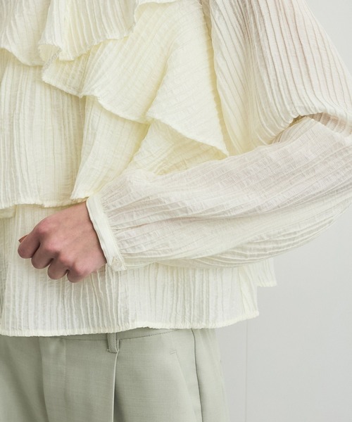 VIS（ビス）の「【洗える】ラッフルカラーブラウス（シャツ/ブラウス・レディース・ライトグリーン/オフホワイト/ブラック・FREE）」の22枚目の写真