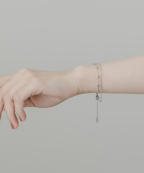 SMELLY（スメリー）の「ステンレスボールダブルチェーンブレスレット（ブレスレット・レディース・シルバー・-）」の3枚目の写真