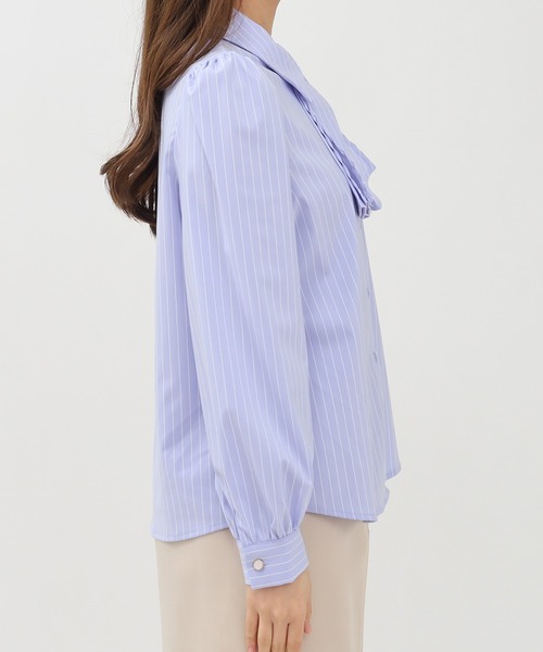 ASTORIA ODIER（アストリアオディール）の「とろみフリルストライプブラウス（シャツ/ブラウス・レディース・サックスブルー/ライトグレー・SMALL/MEDIUM/LARGE）」の13枚目の写真