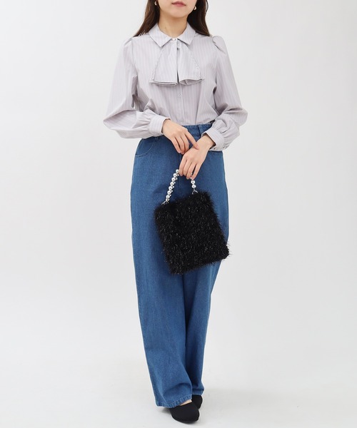 ASTORIA ODIER（アストリアオディール）の「とろみフリルストライプブラウス（シャツ/ブラウス・レディース・サックスブルー/ライトグレー・SMALL/MEDIUM/LARGE）」の11枚目の写真