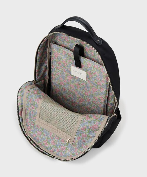 LAURA ASHLEY(ローラアシュレイ)の「【4L収納/クッションポケット/ポーチ付き】多機能バックパック(バックパック/リュック・レディース・ベージュ/ブラック/グレー・00)」の14枚目の写真