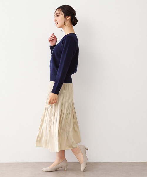 LAURA ASHLEY(ローラアシュレイ)の「【人気デザインカラー追加!】サテン消しプリーツスカート(スカート・レディース・ライトグレー/ネイビー・38/40)」の9枚目の写真