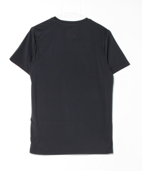 NEW BALANCE(ニューバランス)の「Flying NB パフォーマンスショートスリーブTシャツ(Tシャツ/カットソー・メンズ・パープル/ブラック/グレー・SMALL/XX-LARGE/X-LARGE/LARGE/MEDIUM)」の9枚目の写真