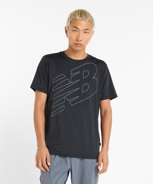 NEW BALANCE(ニューバランス)の「Flying NB パフォーマンスショートスリーブTシャツ(Tシャツ/カットソー・メンズ・パープル/ブラック/グレー・SMALL/XX-LARGE/X-LARGE/LARGE/MEDIUM)」の1枚目の写真