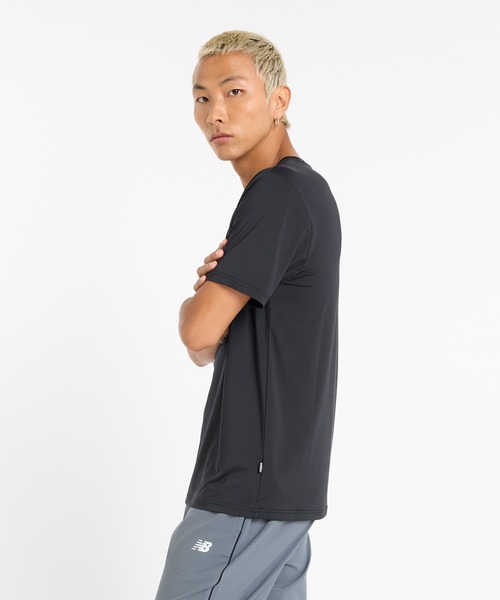 NEW BALANCE(ニューバランス)の「Flying NB パフォーマンスショートスリーブTシャツ(Tシャツ/カットソー・メンズ・パープル/ブラック/グレー・SMALL/XX-LARGE/X-LARGE/LARGE/MEDIUM)」の10枚目の写真