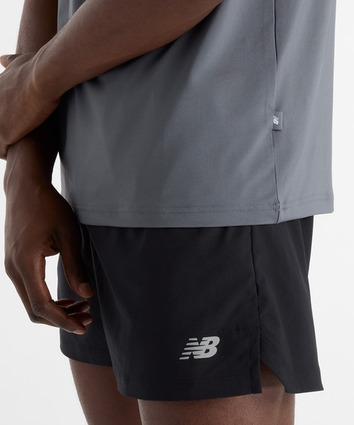 NEW BALANCE(ニューバランス)の「Flying NB パフォーマンスショートスリーブTシャツ(Tシャツ/カットソー・メンズ・パープル/ブラック/グレー・SMALL/XX-LARGE/X-LARGE/LARGE/MEDIUM)」の18枚目の写真