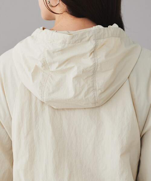 UNTITLED（アンタイトル）の「【Ca_CHIGNON】ロングウィンドブレーカー（その他アウター・レディース・アイボリー/ブラック・02）」の15枚目の写真