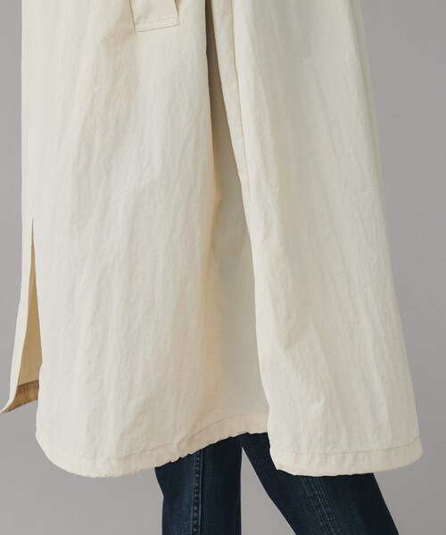 UNTITLED（アンタイトル）の「【Ca_CHIGNON】ロングウィンドブレーカー（その他アウター・レディース・アイボリー/ブラック・02）」の19枚目の写真