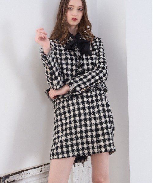 Meline M(メリンエム)の「Fringe Tweed Jacket フリンジツイードジャケット(ノーカラーコート・レディース・ブラック×ホワイト/ホワイト系その他・FREE)」の14枚目の写真