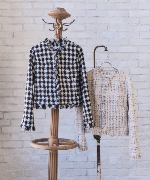 Meline M(メリンエム)の「Fringe Tweed Jacket フリンジツイードジャケット(ノーカラーコート・レディース・ブラック×ホワイト/ホワイト系その他・FREE)」の3枚目の写真