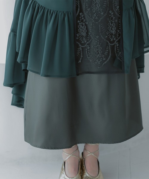 Callarus(カラルス)の「フロント刺繍切替デザインワンピースドレス〔Callarus〕(ドレス・レディース・グリーン系/ブラック・S/L/LL/M)」の17枚目の写真