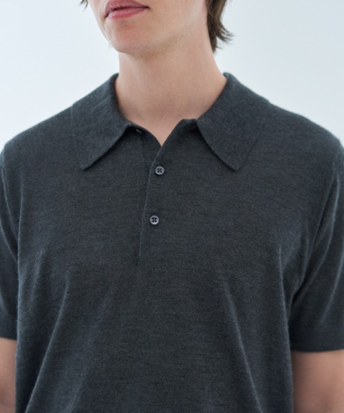 ESTNATION（エストネーション）の「ESTNATION / CARIAGGI カシミヤ ニットポロシャツ（ポロシャツ・メンズ・ブラック/チャコールグレー・LARGE/MEDIUM）」の4枚目の写真