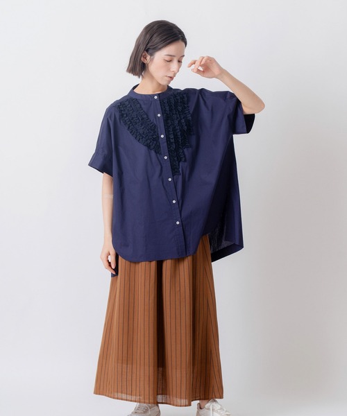 Kelen(ケレン)の「「KELEN / ケレン」 フリルデザインブラウス RIFFUL(シャツ/ブラウス・レディース・ブラック/グレー/オフホワイト/ベージュ/ネイビー/ライトベージュ・S/M)」の17枚目の写真