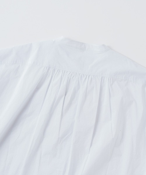 Kelen(ケレン)の「「KELEN / ケレン」 フリルデザインブラウス RIFFUL(シャツ/ブラウス・レディース・ブラック/グレー/オフホワイト/ベージュ/ネイビー/ライトベージュ・S/M)」の8枚目の写真